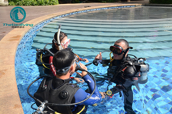 12/12正式上線！PADI 最新課程【休閑潛水員Resort Diver】 丨 一天拿證，潛遍全球
